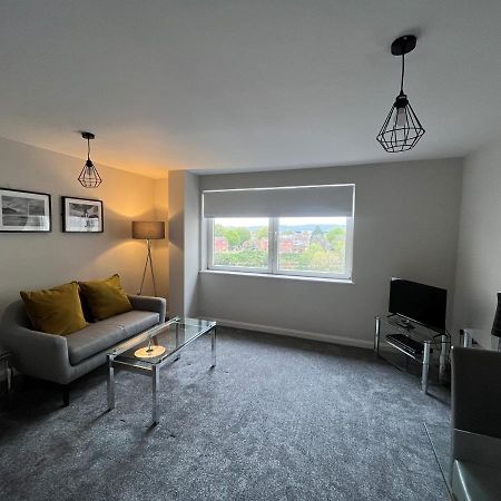 Century Wharf Apartments By Urban Space Cardiff Exteriör bild